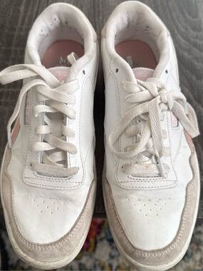 Reebok White Sneakers with Pink Insole